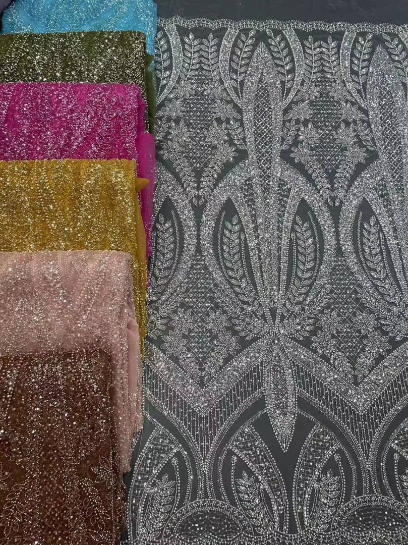 Tela de lujo con cuentas Barnet - Más colores