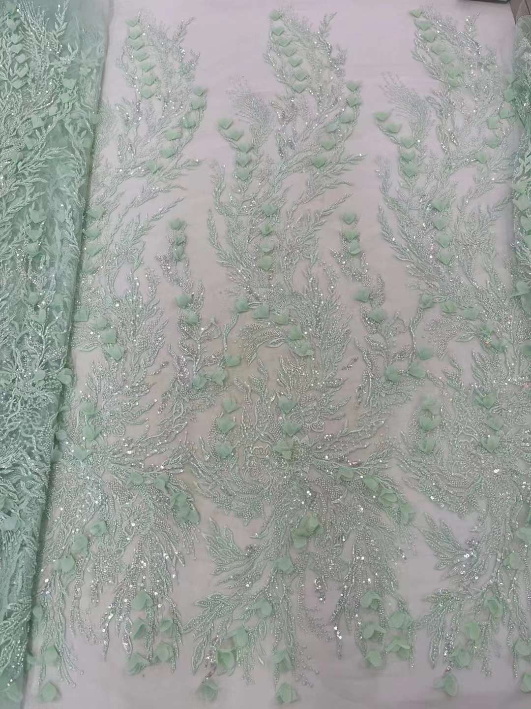 Tela de pétalos en 3D de Baron