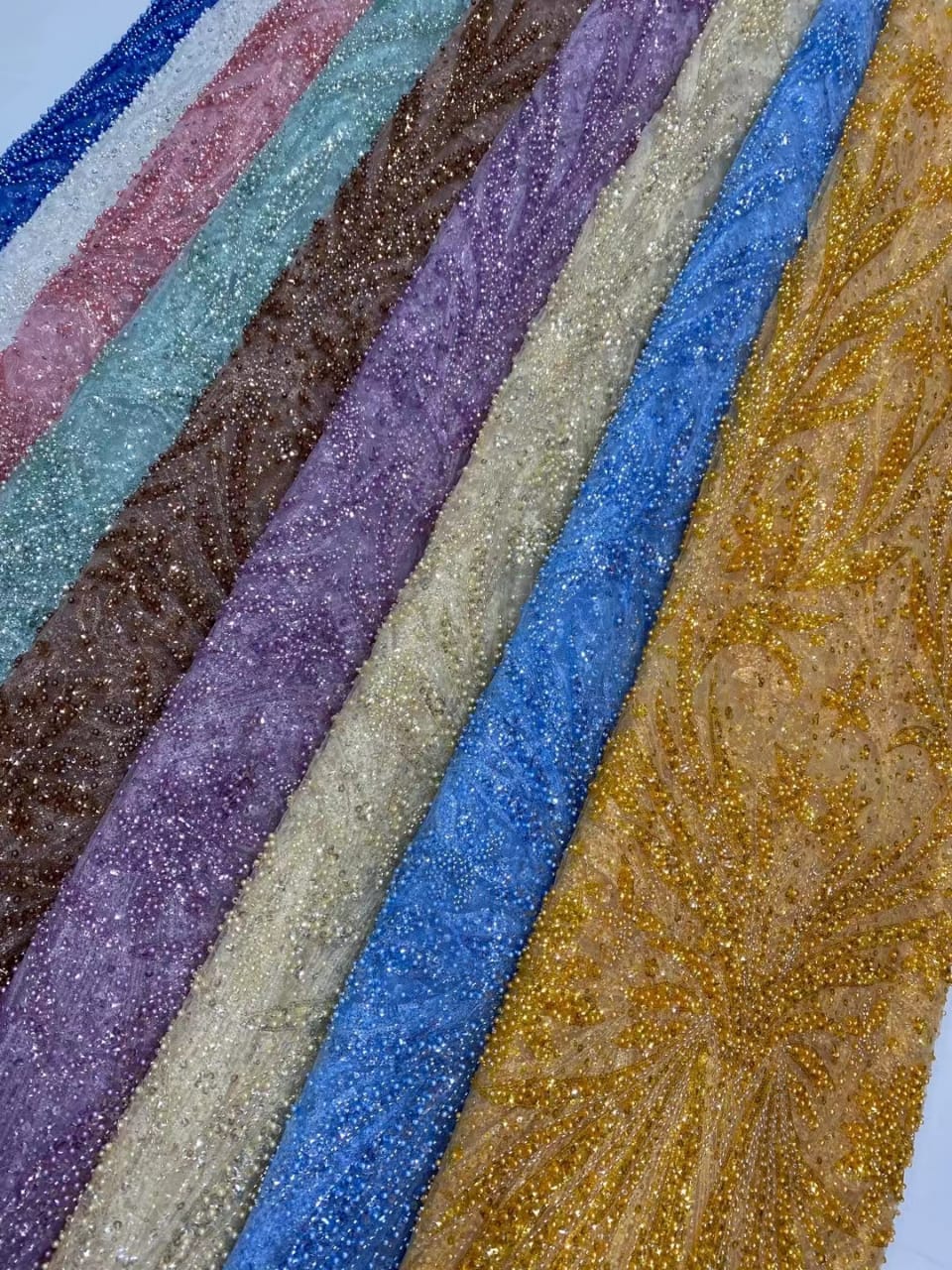 Tela de lujo Ledura - Más colores