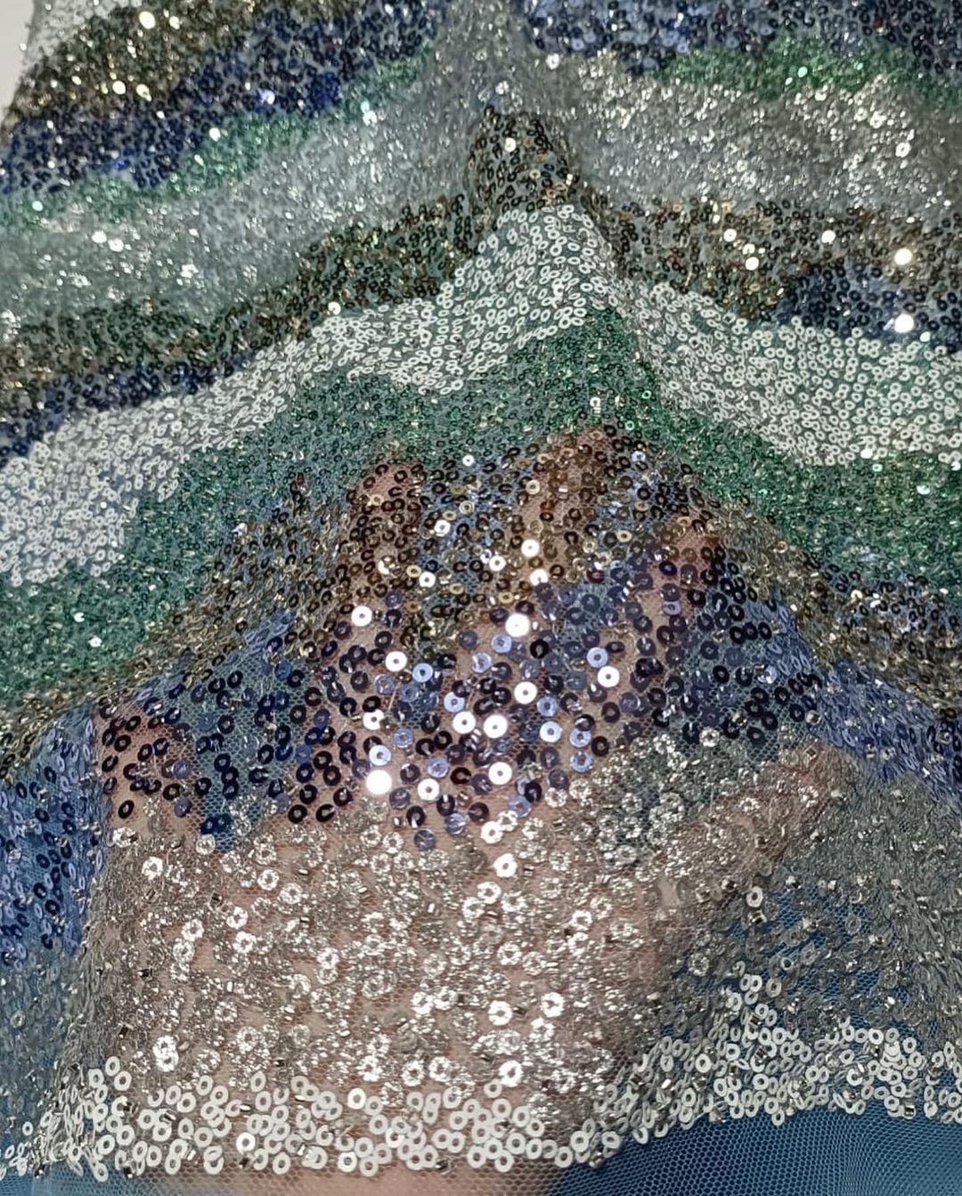 Tela de lentejuelas brillantes Aura