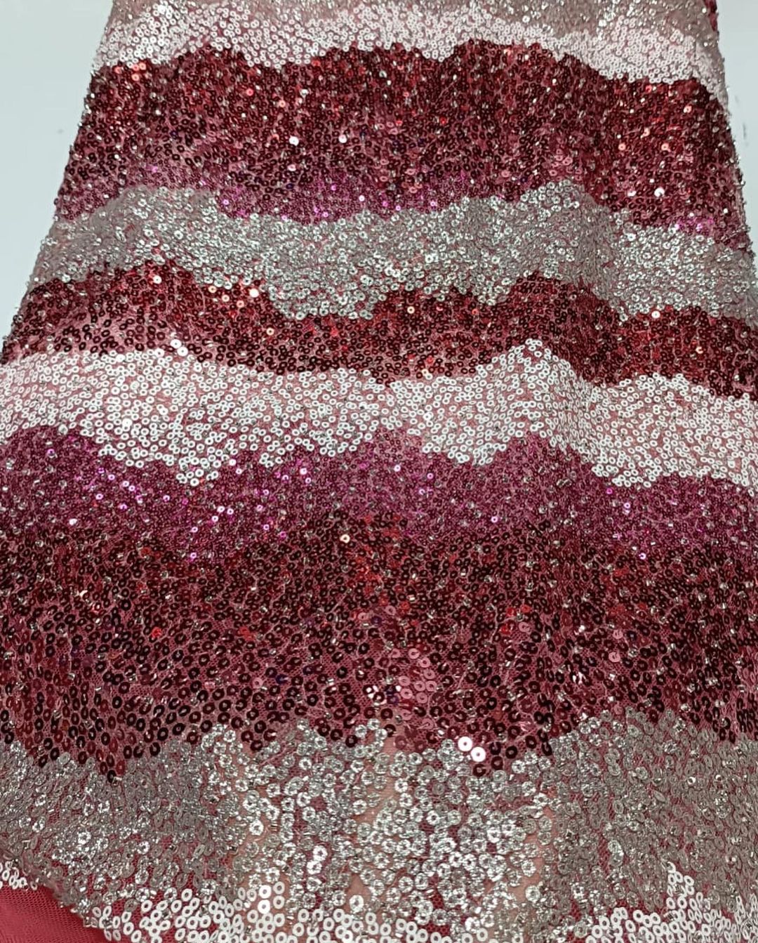 Tela de lentejuelas brillantes Aura
