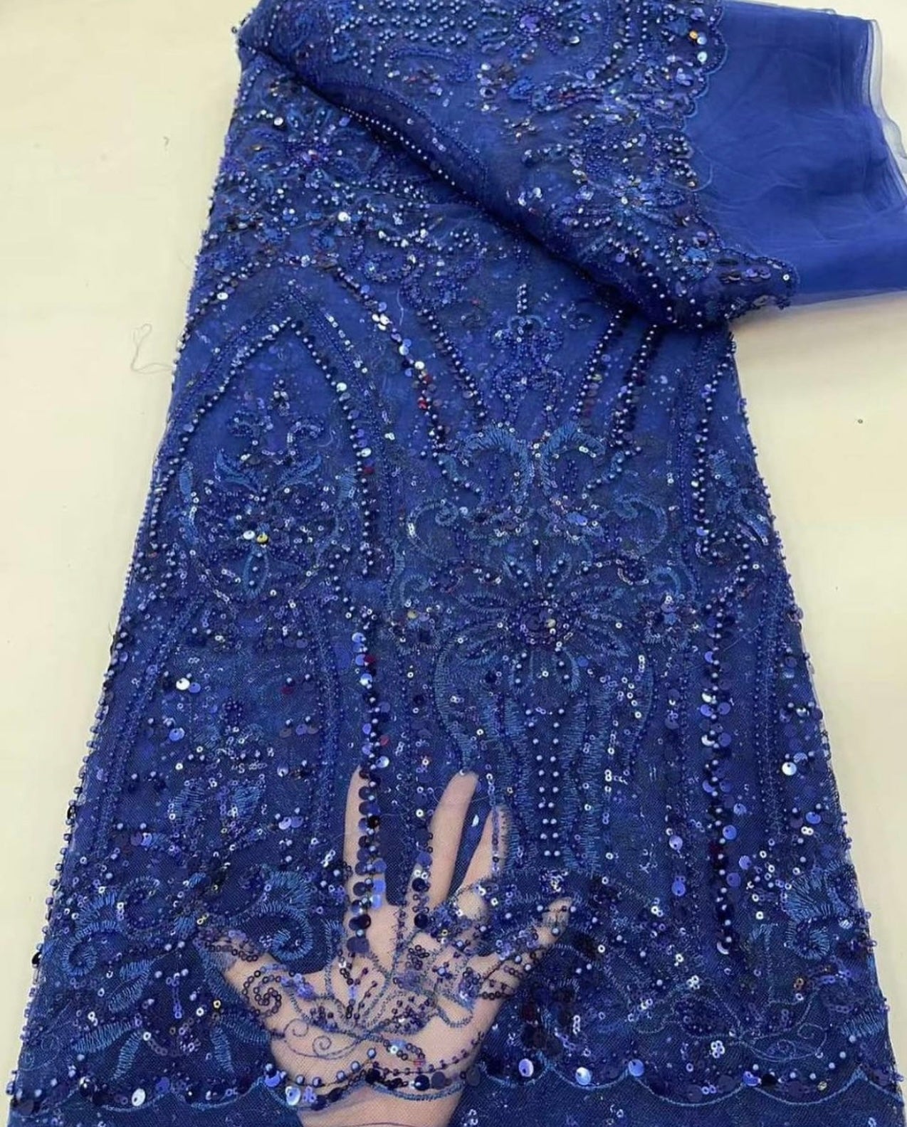 Tela hecha a mano con lentejuelas de lujo Luminia