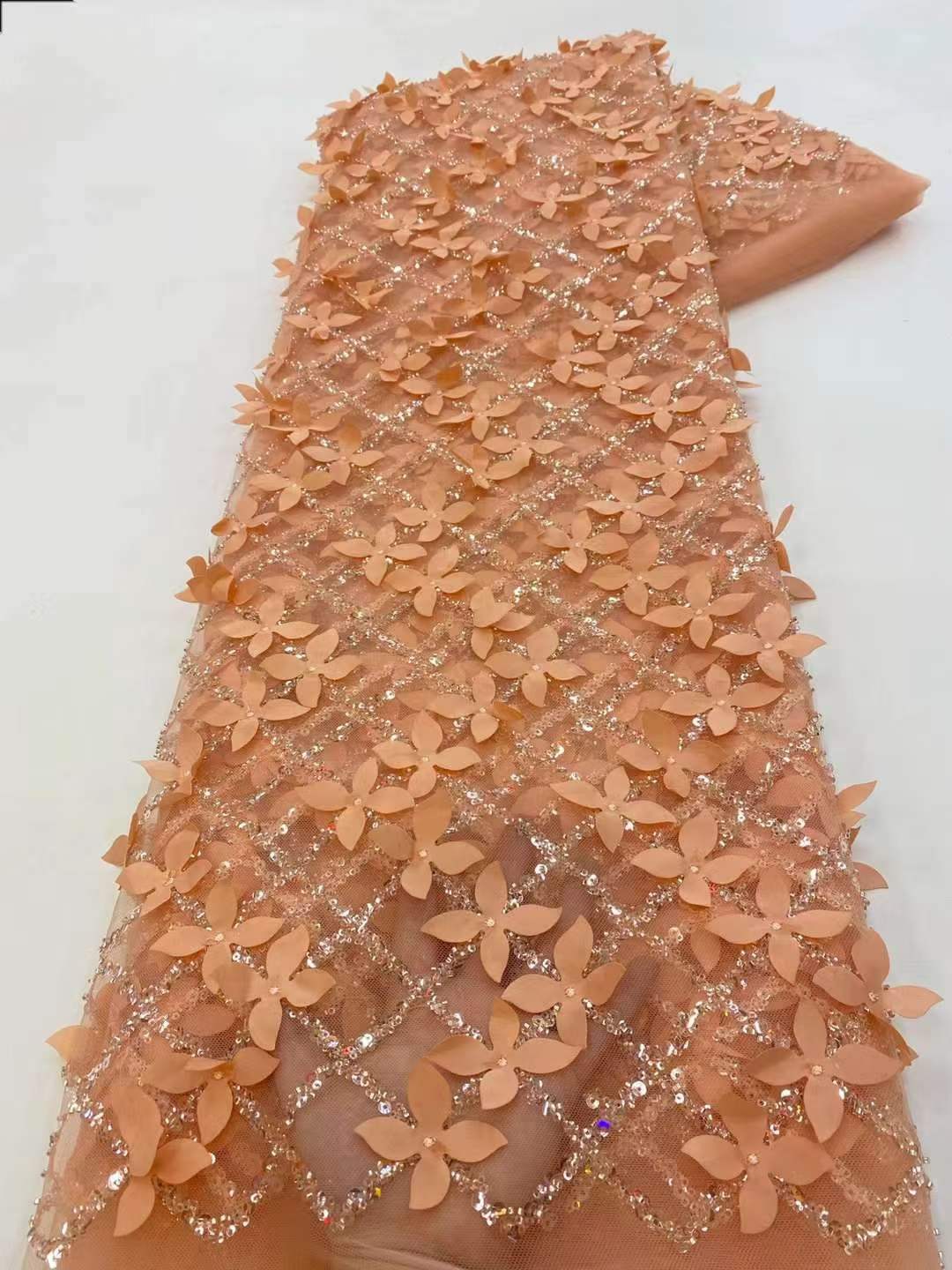 Tela de tul con lentejuelas 3D Daphne