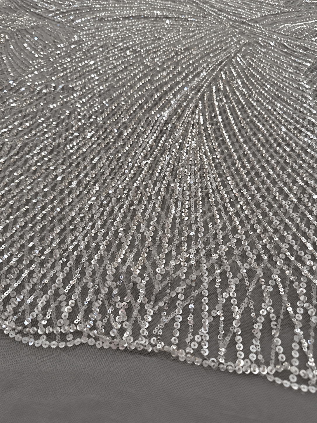 Luzone Luxury Fabric - White/Silver