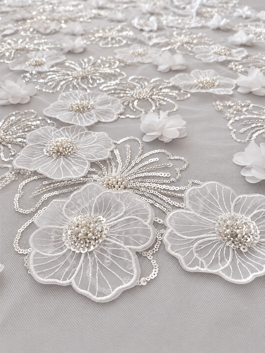 Nilox 3D Sequin Beaded Quality Floral Fabric - White